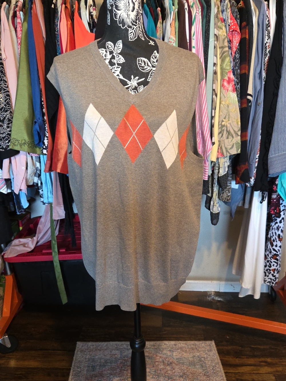 GAP Men's Gray V-Neck Sweater Vest with Orange and Cream Argyle